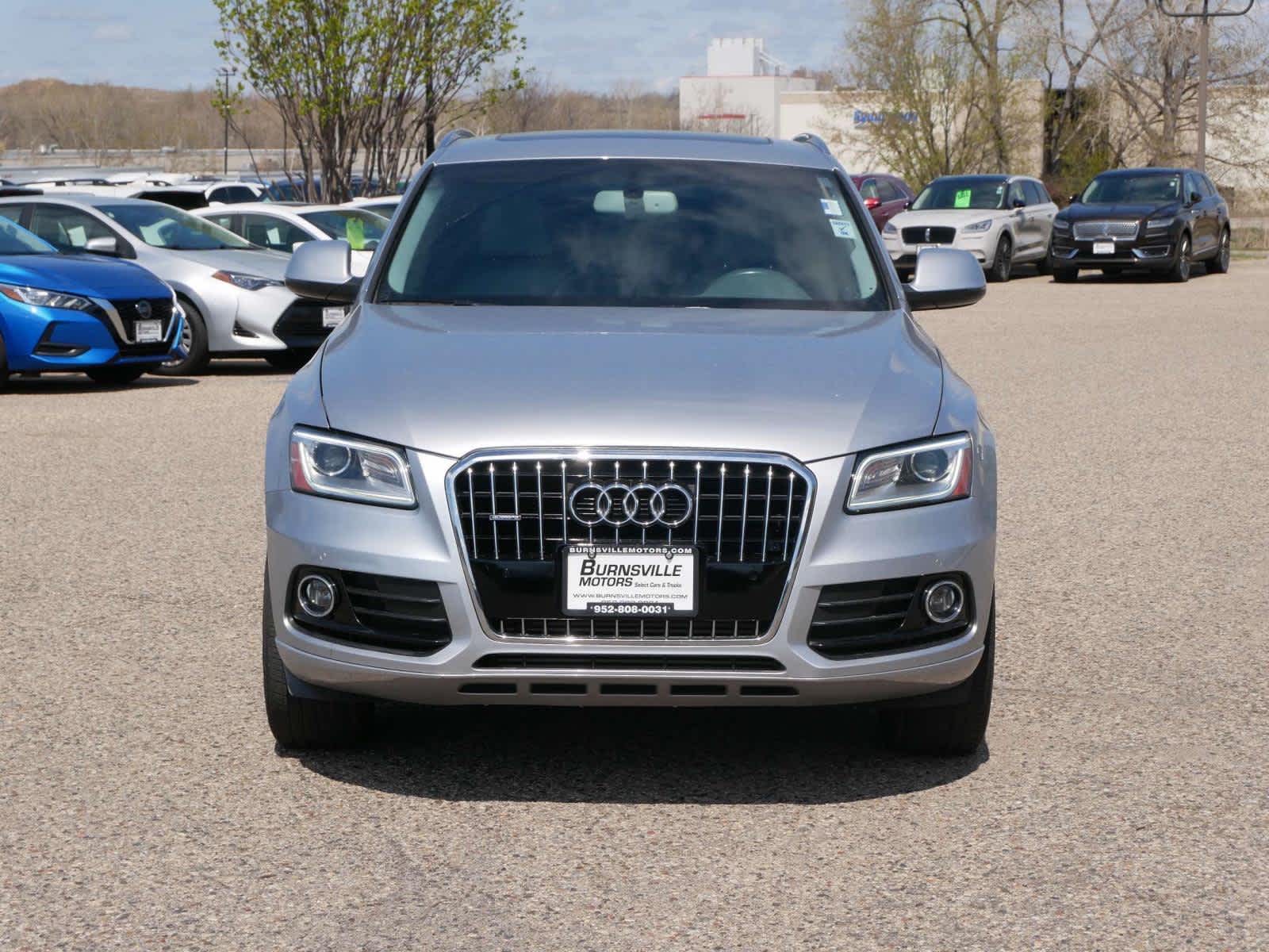 Vehicle image 2 of 30