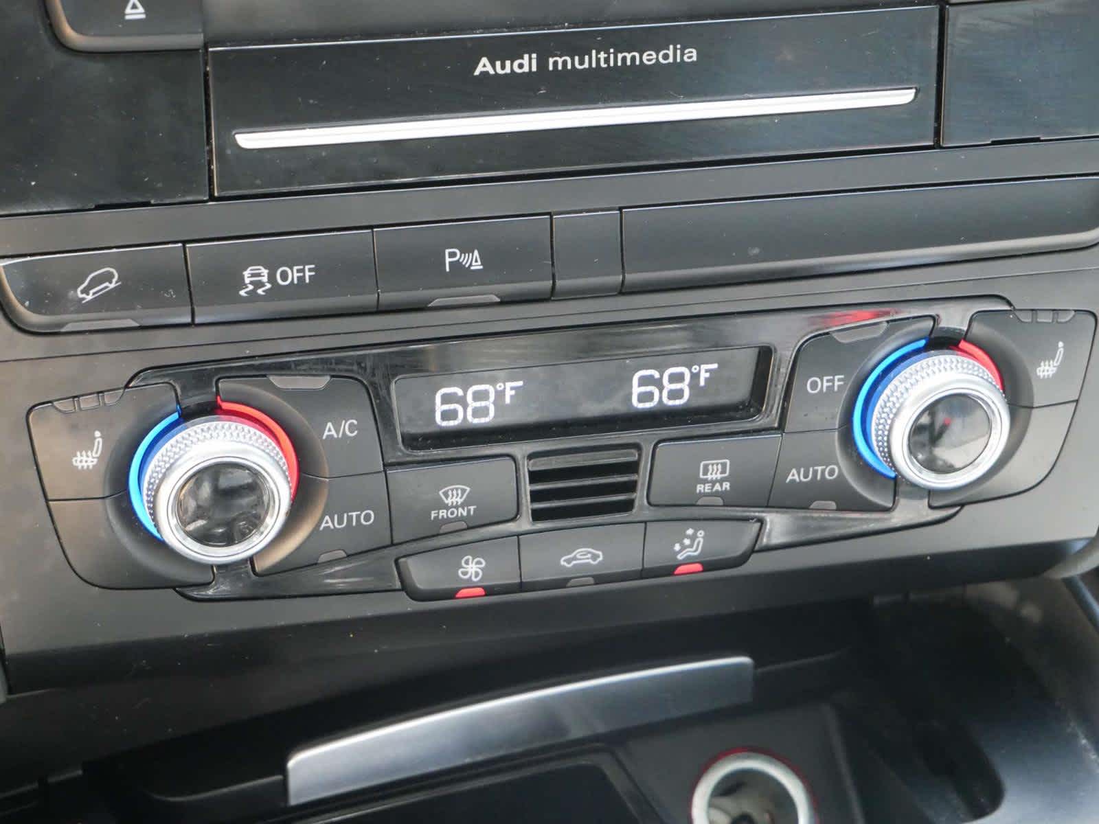 Vehicle image 24 of 30