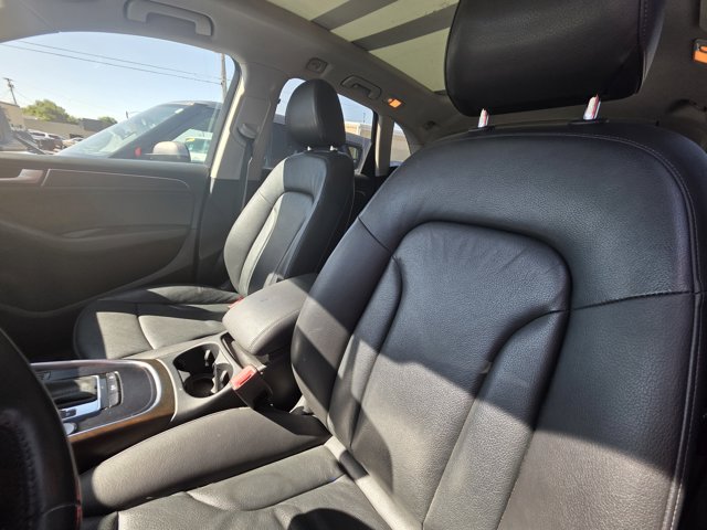 Vehicle image 5 of 13