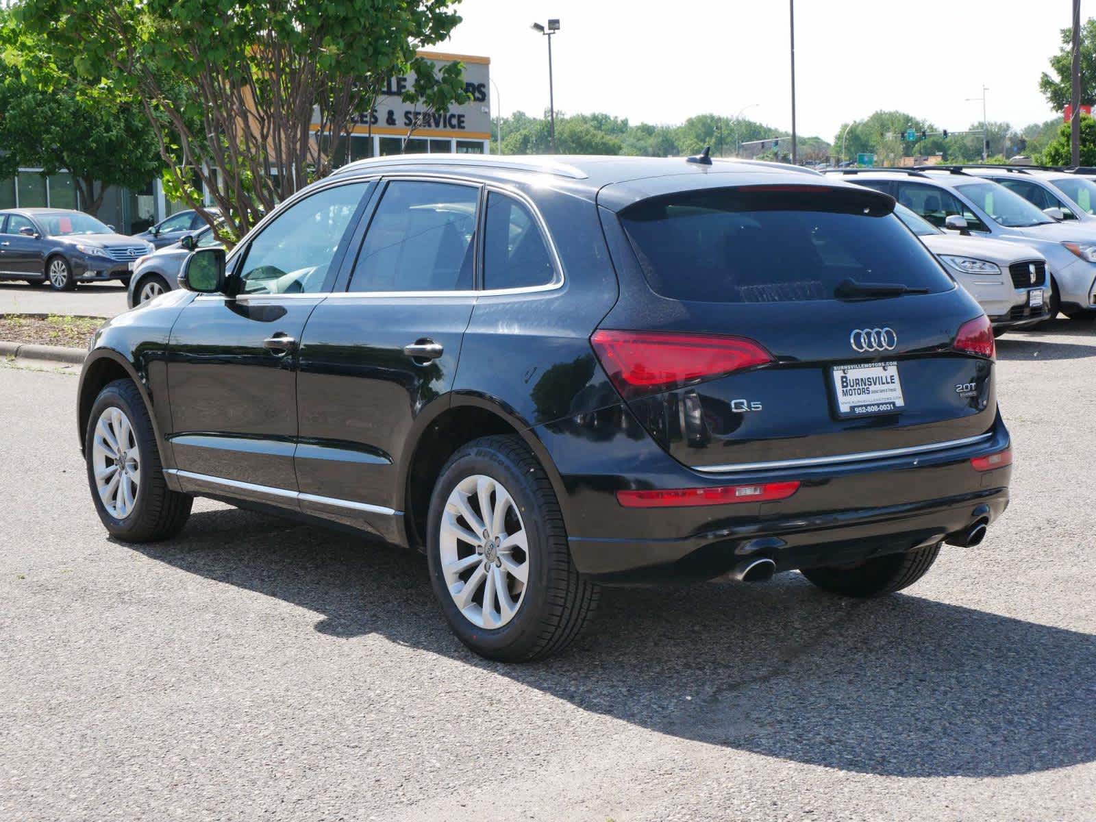 Vehicle image 7 of 33