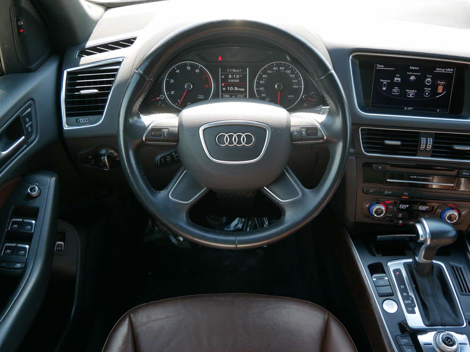 Vehicle image 14 of 33
