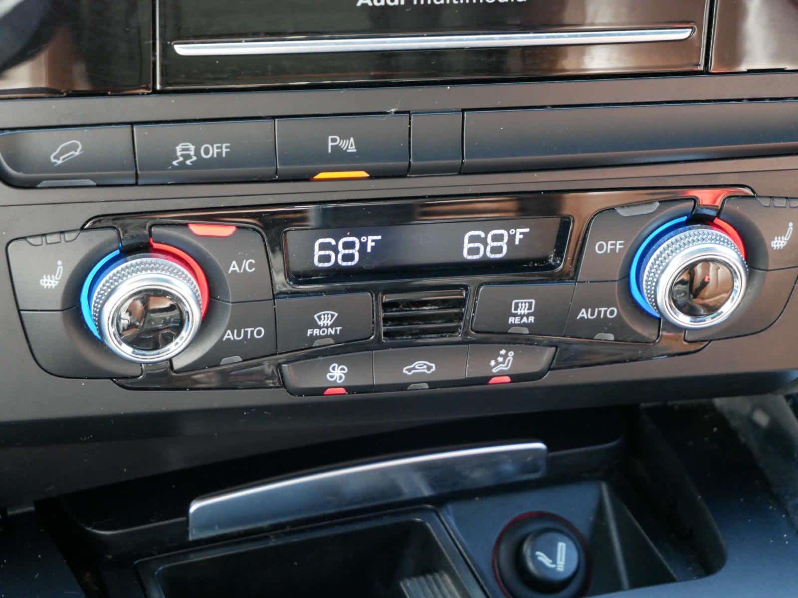 Vehicle image 22 of 33