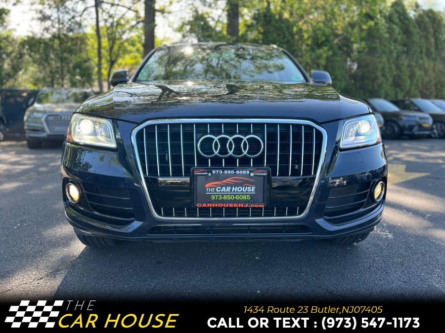 Vehicle image 4 of 33