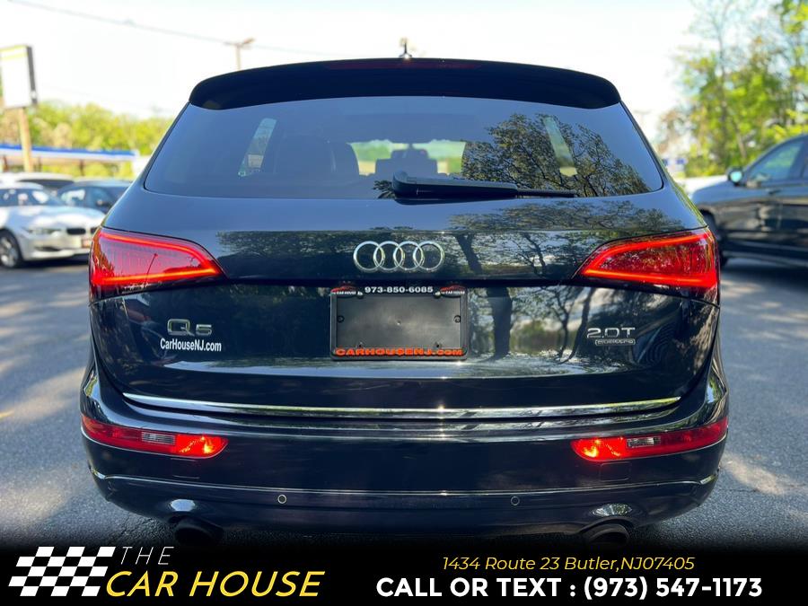 Vehicle image 10 of 33