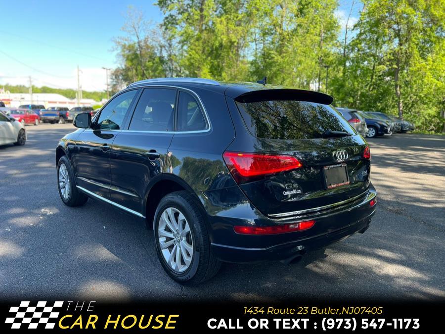 Vehicle image 12 of 33