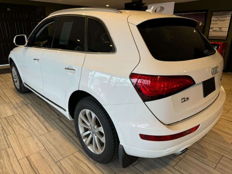 Vehicle image 6 of 23