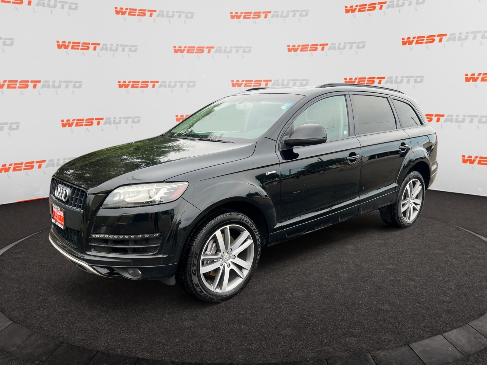 2015 Audi Q7 3.0T Premium Plus Image 1 of 46