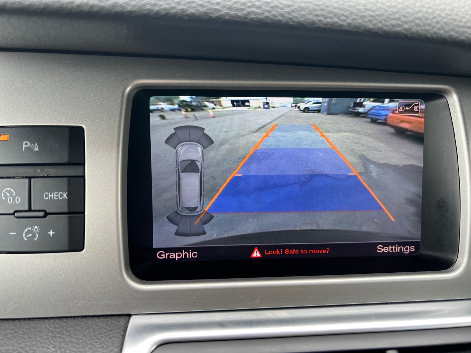 2015 Audi Q7 3.0T Premium Plus Image 32 of 46