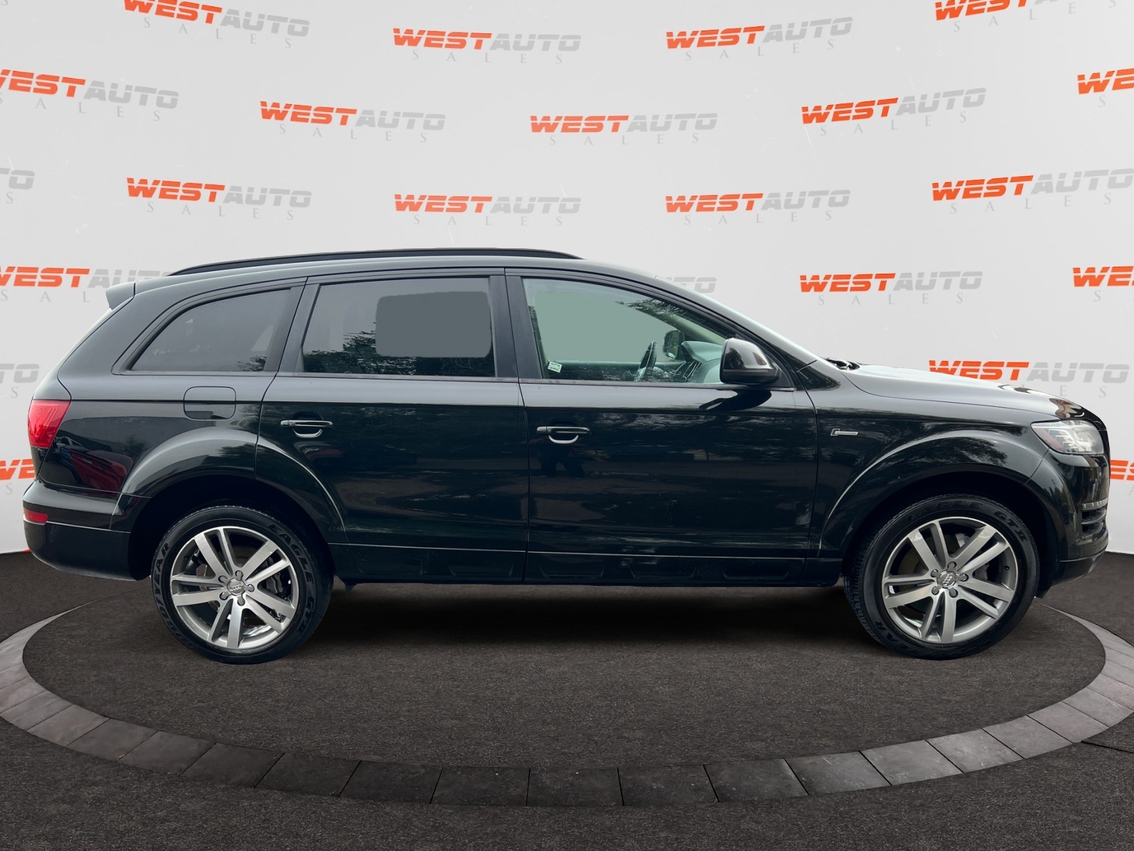 2015 Audi Q7 3.0T Premium Plus Image 4 of 46