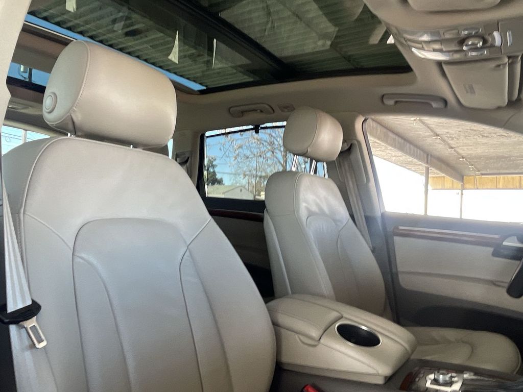 2015 Audi Q7 3.0T Premium Plus Image 16 of 37