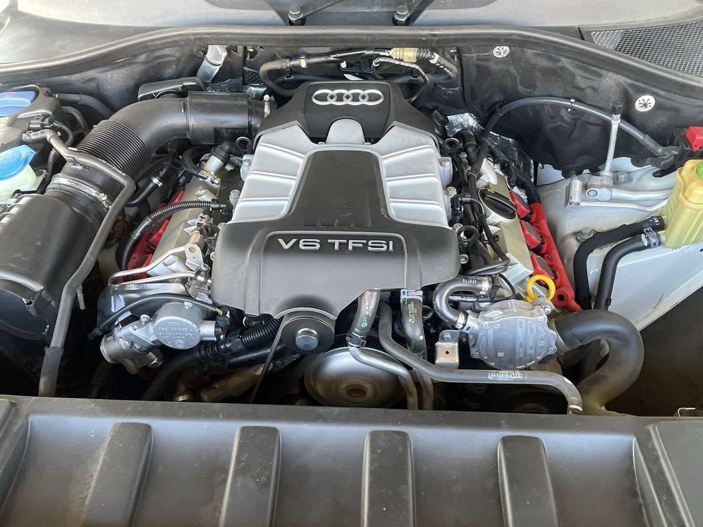 2015 Audi Q7 3.0T Premium Plus Image 10 of 37