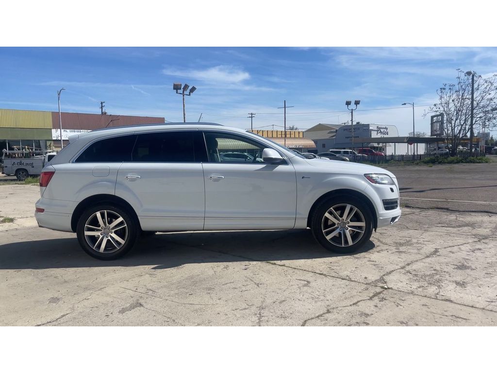 2015 Audi Q7 3.0T Premium Plus Image 6 of 37