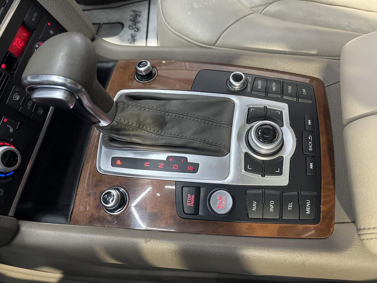 2015 Audi Q7 3.0T Premium Plus Image 13 of 24