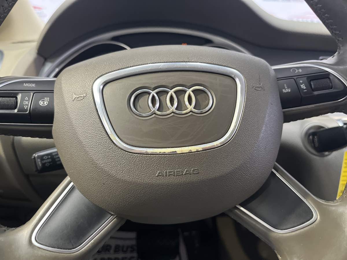 2015 Audi Q7 3.0T Premium Plus Image 10 of 24