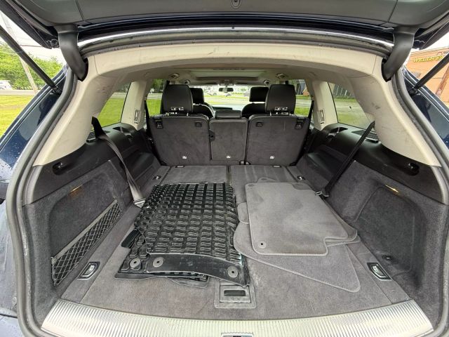 Vehicle image 20 of 50