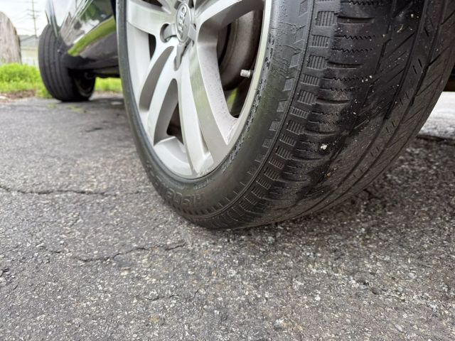 Vehicle image 44 of 50
