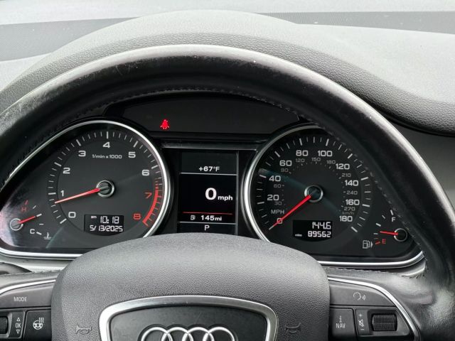 Vehicle image 36 of 50