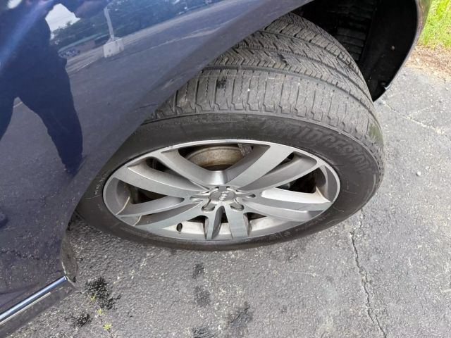 Vehicle image 48 of 50