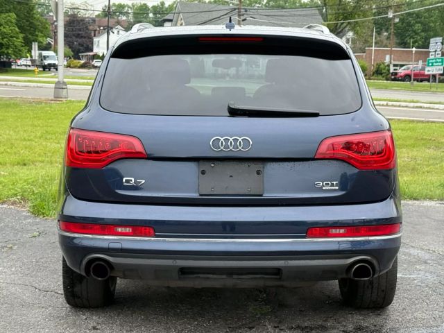 Vehicle image 9 of 50