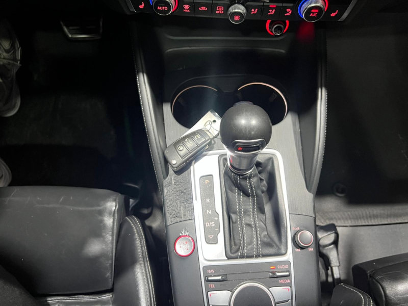 Vehicle image 17 of 17