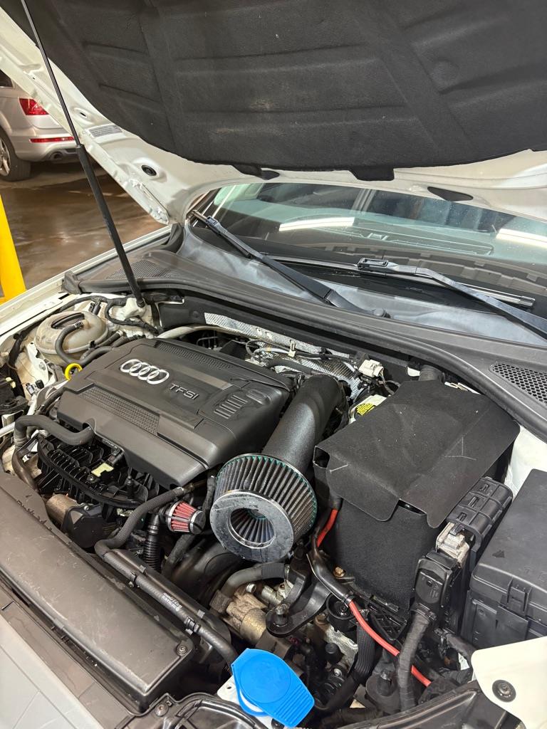 Vehicle image 11 of 42