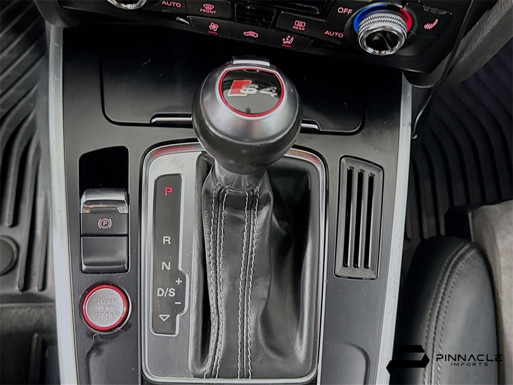Vehicle image 23 of 39