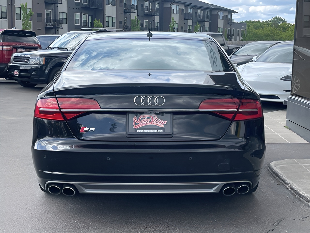 Vehicle image 39 of 40