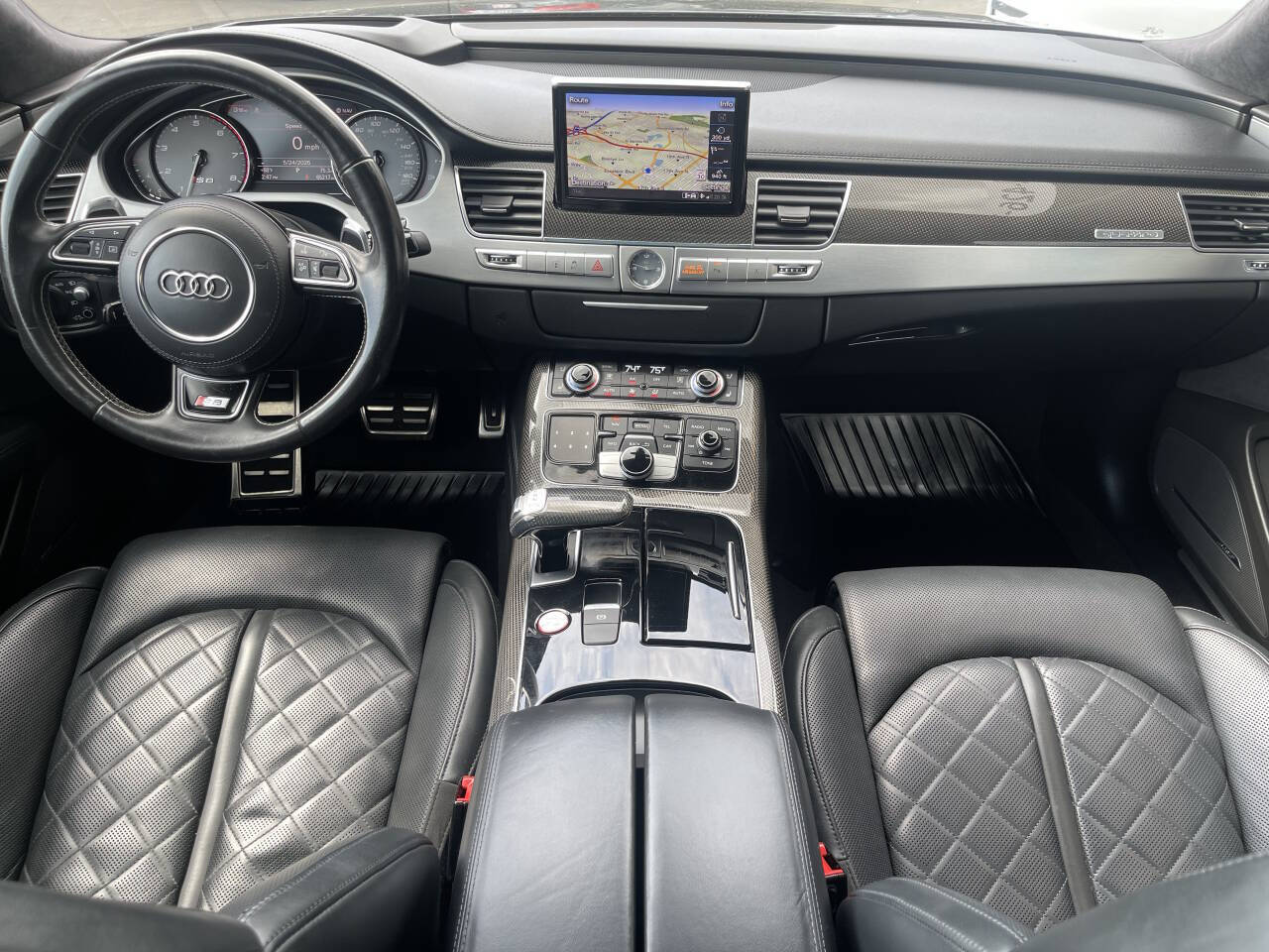 Vehicle image 17 of 40