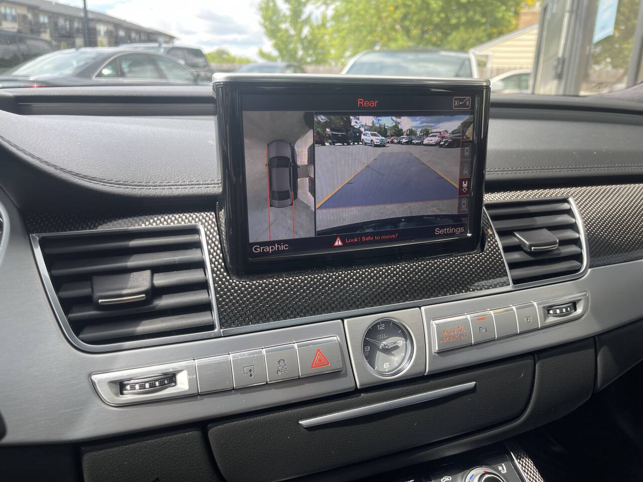 Vehicle image 22 of 40