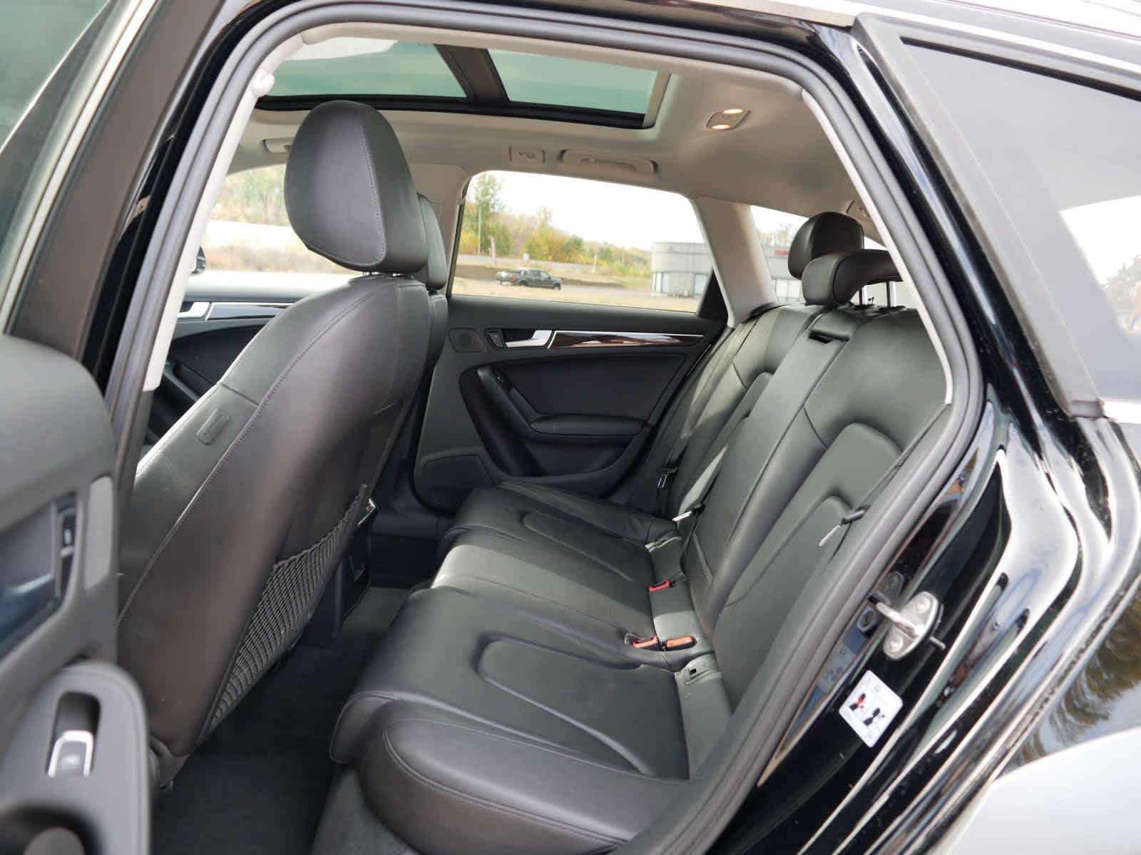Vehicle image 11 of 27