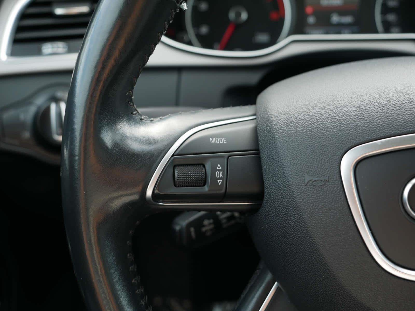 Vehicle image 17 of 27