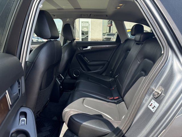 Vehicle image 12 of 30