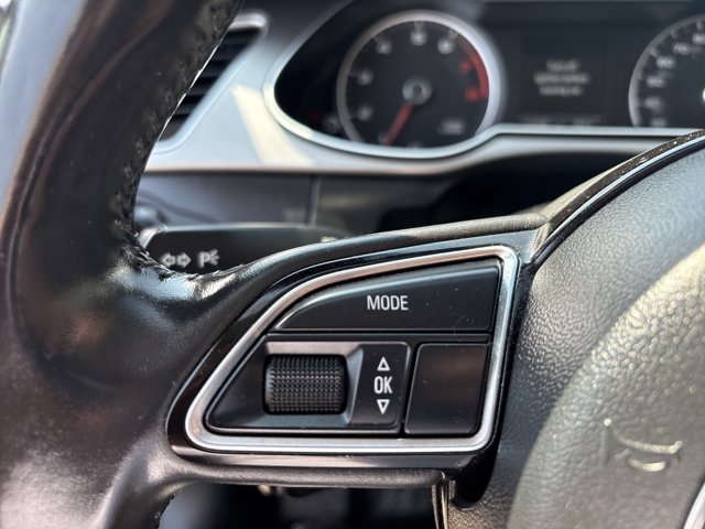 Vehicle image 23 of 30