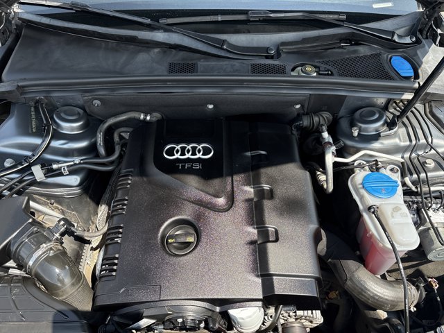 Vehicle image 8 of 30