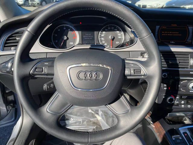Vehicle image 13 of 24