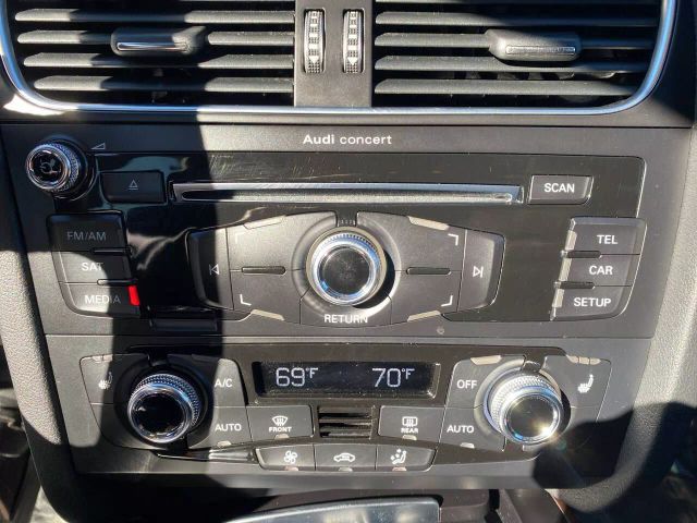 Vehicle image 18 of 24