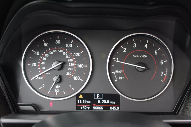 Vehicle image 17 of 29