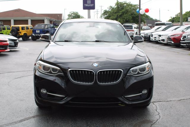 Vehicle image 2 of 29