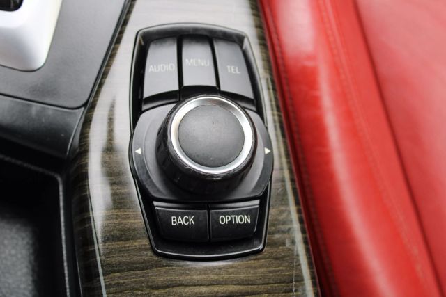 Vehicle image 15 of 29