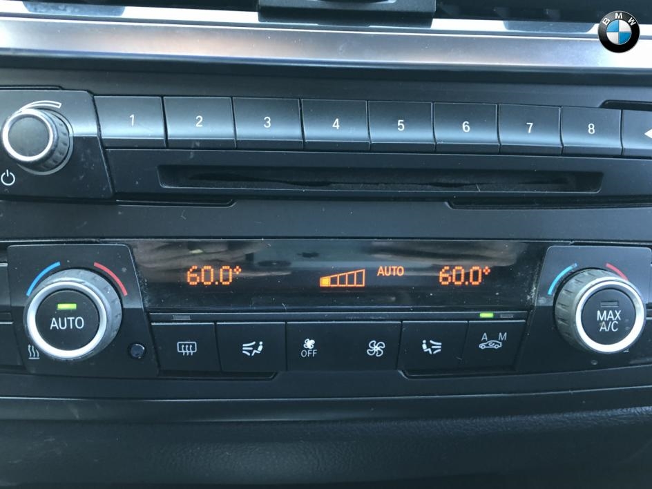 Vehicle image 17 of 27