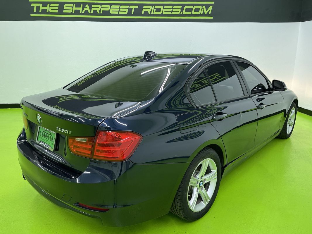 Vehicle image 6 of 29