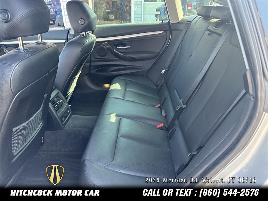 Vehicle image 33 of 51