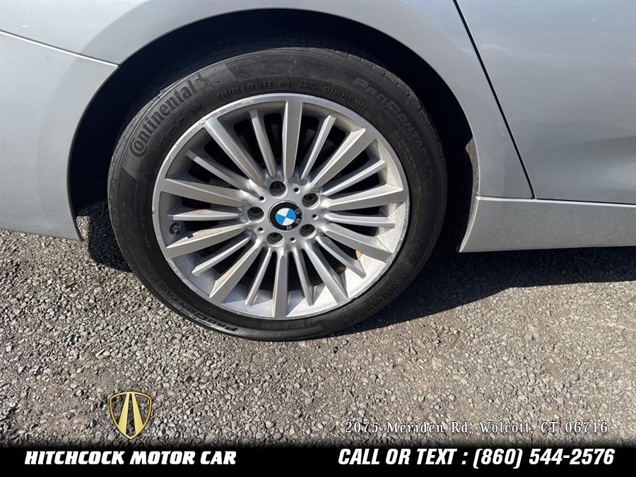 Vehicle image 27 of 51