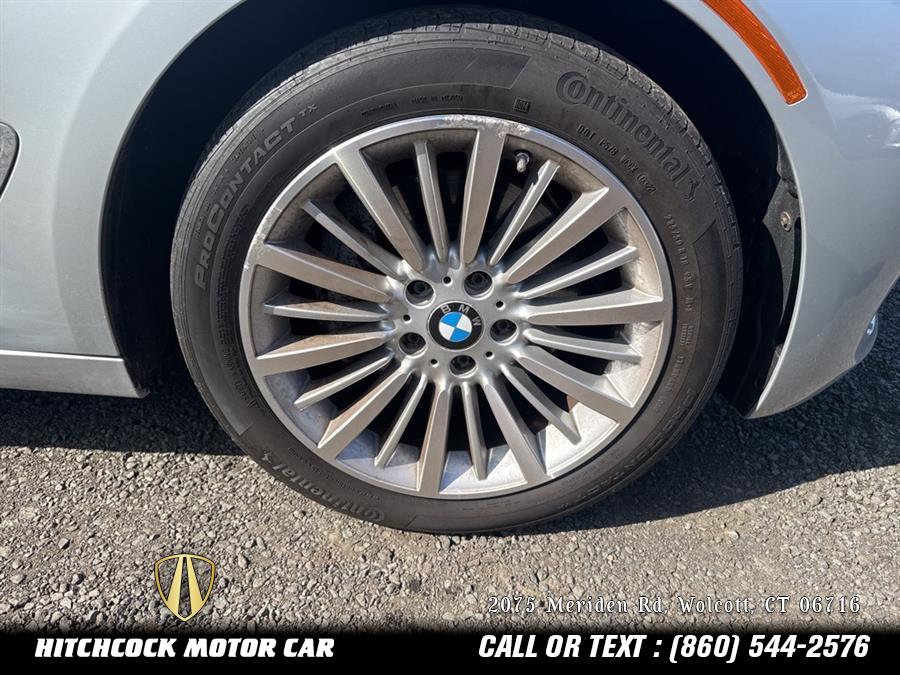 Vehicle image 26 of 51