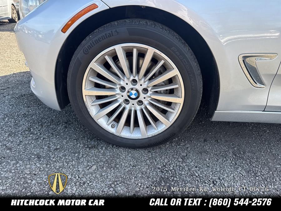 Vehicle image 24 of 51