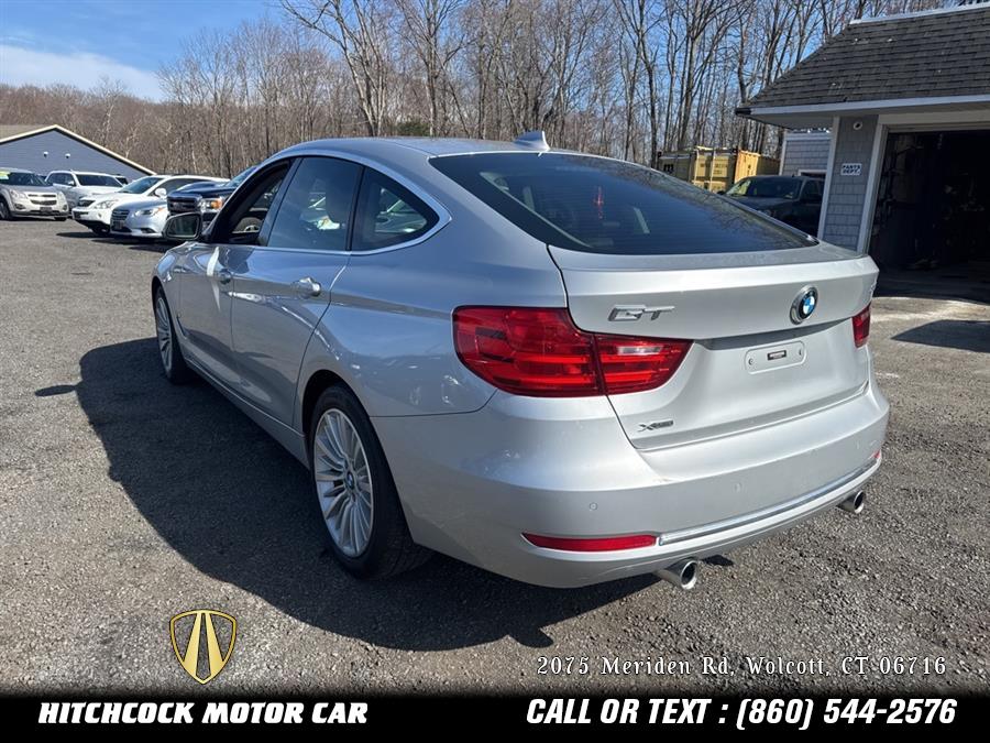 Vehicle image 22 of 51
