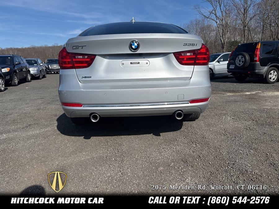 Vehicle image 17 of 51