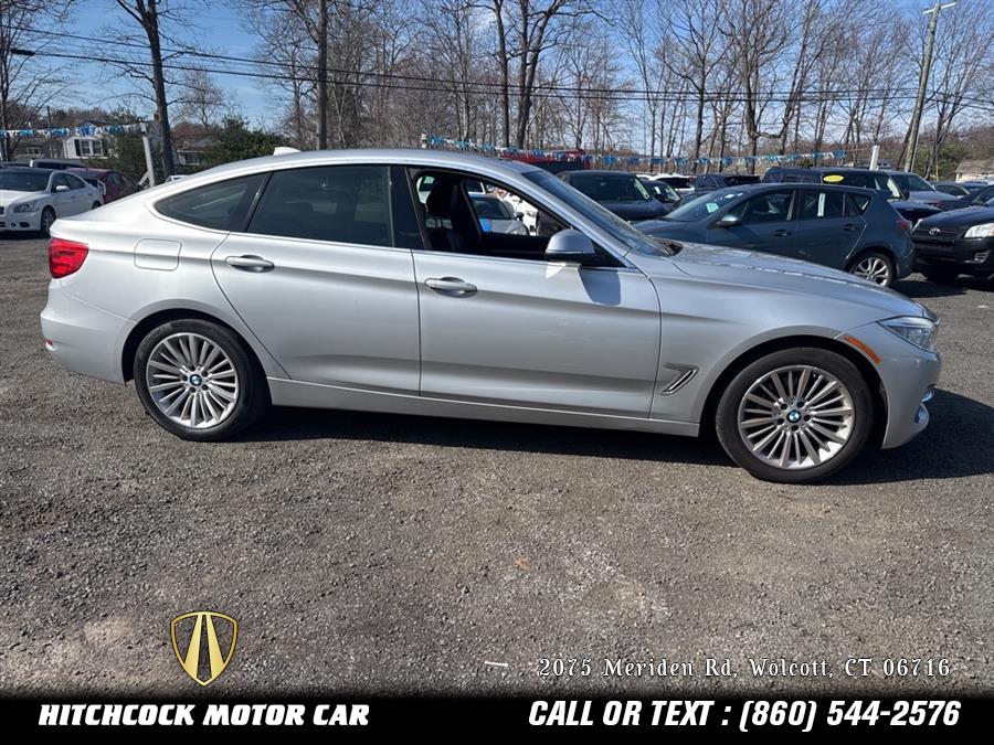 Vehicle image 9 of 51