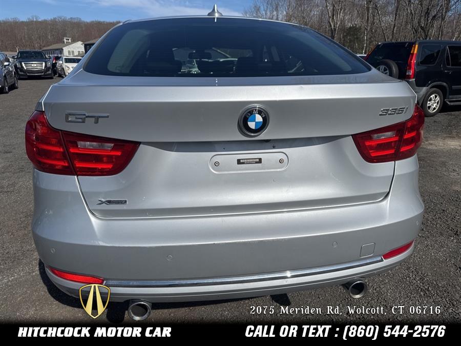 Vehicle image 18 of 51