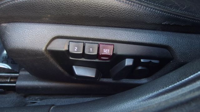 Vehicle image 19 of 54